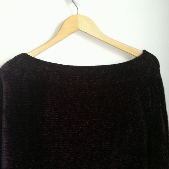 DYNAMITE Burgundy Soft Oversized Chenille Crewneck Sweater Size Small - Picture 8 of 13